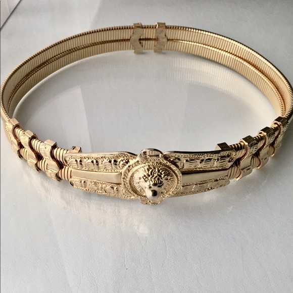 Judith Leiber Gold Lion’s Head Belt - Picture 3 of 8